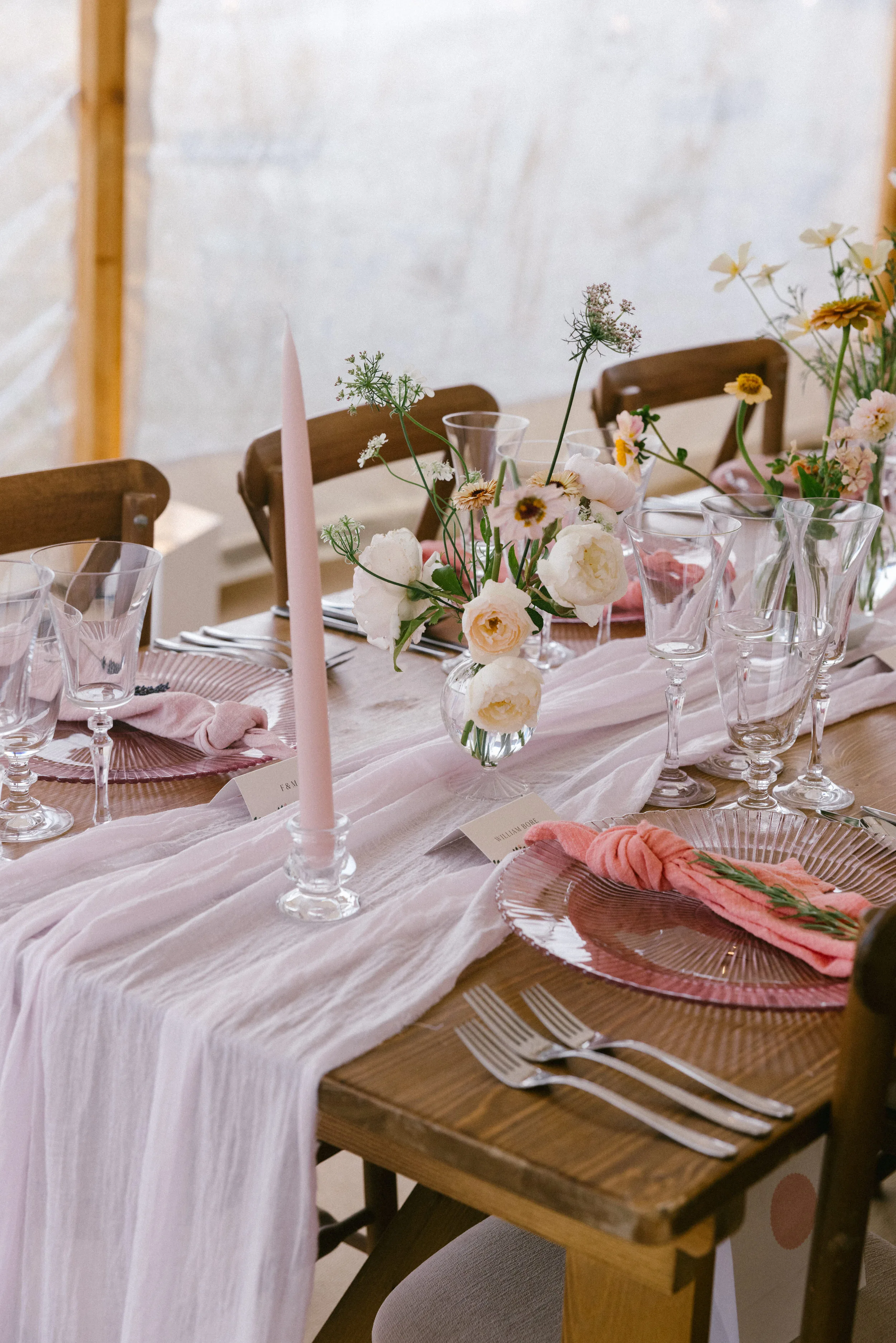 Traditional English wedding at home Benjamin Stuart Photography.115 - Freya & Max’s Charming & Traditional English Countryside Wedding at the Bride’s Family Home in Berkshire Traditional English wedding at home Benjamin Stuart Photography.115