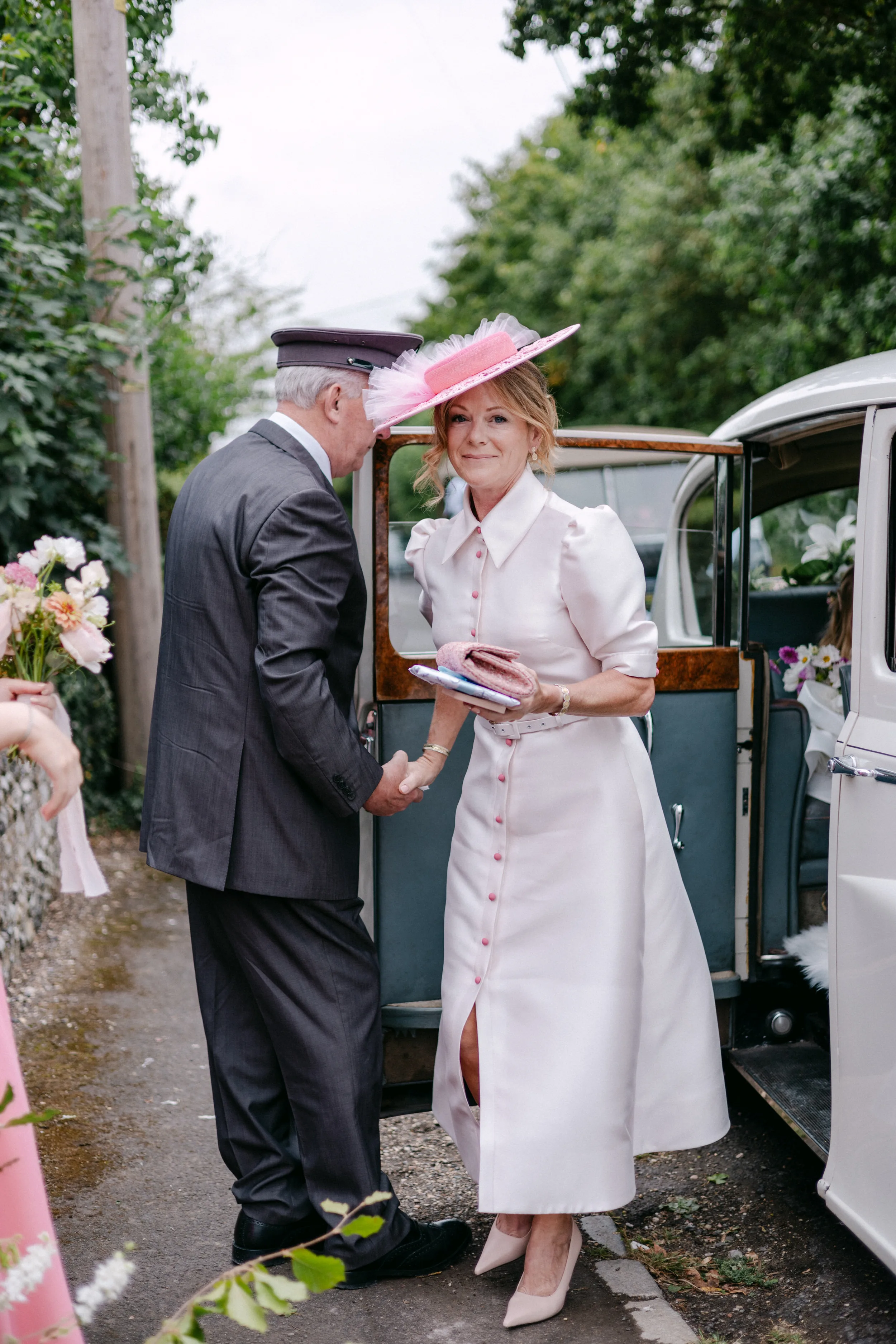 Traditional English wedding at home Benjamin Stuart Photography.41 - Freya & Max’s Charming & Traditional English Countryside Wedding at the Bride’s Family Home in Berkshire Traditional English wedding at home Benjamin Stuart Photography.41