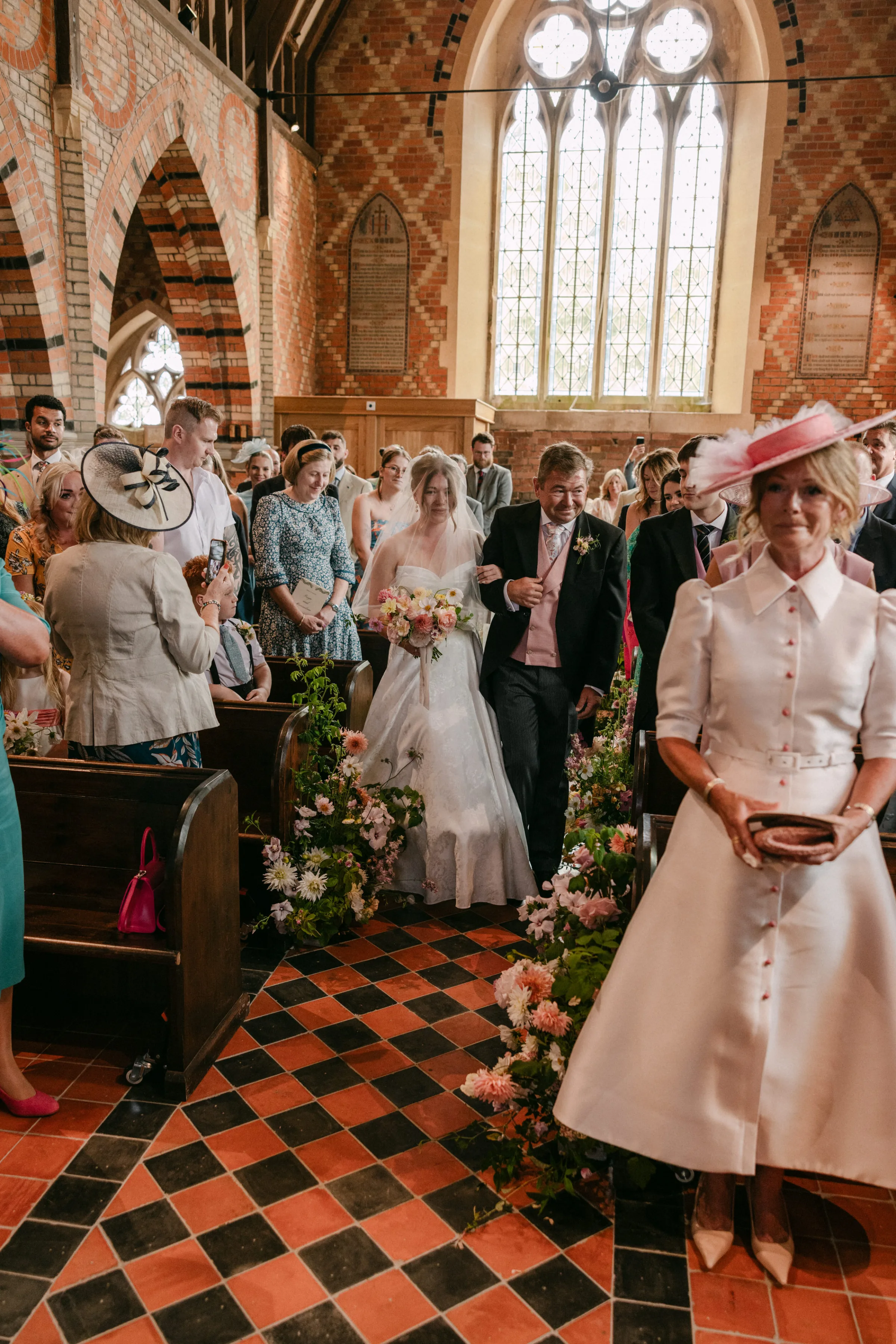 Traditional English wedding at home Benjamin Stuart Photography.58 1 - Freya & Max’s Charming & Traditional English Countryside Wedding at the Bride’s Family Home in Berkshire Traditional English wedding at home Benjamin Stuart Photography.58 1