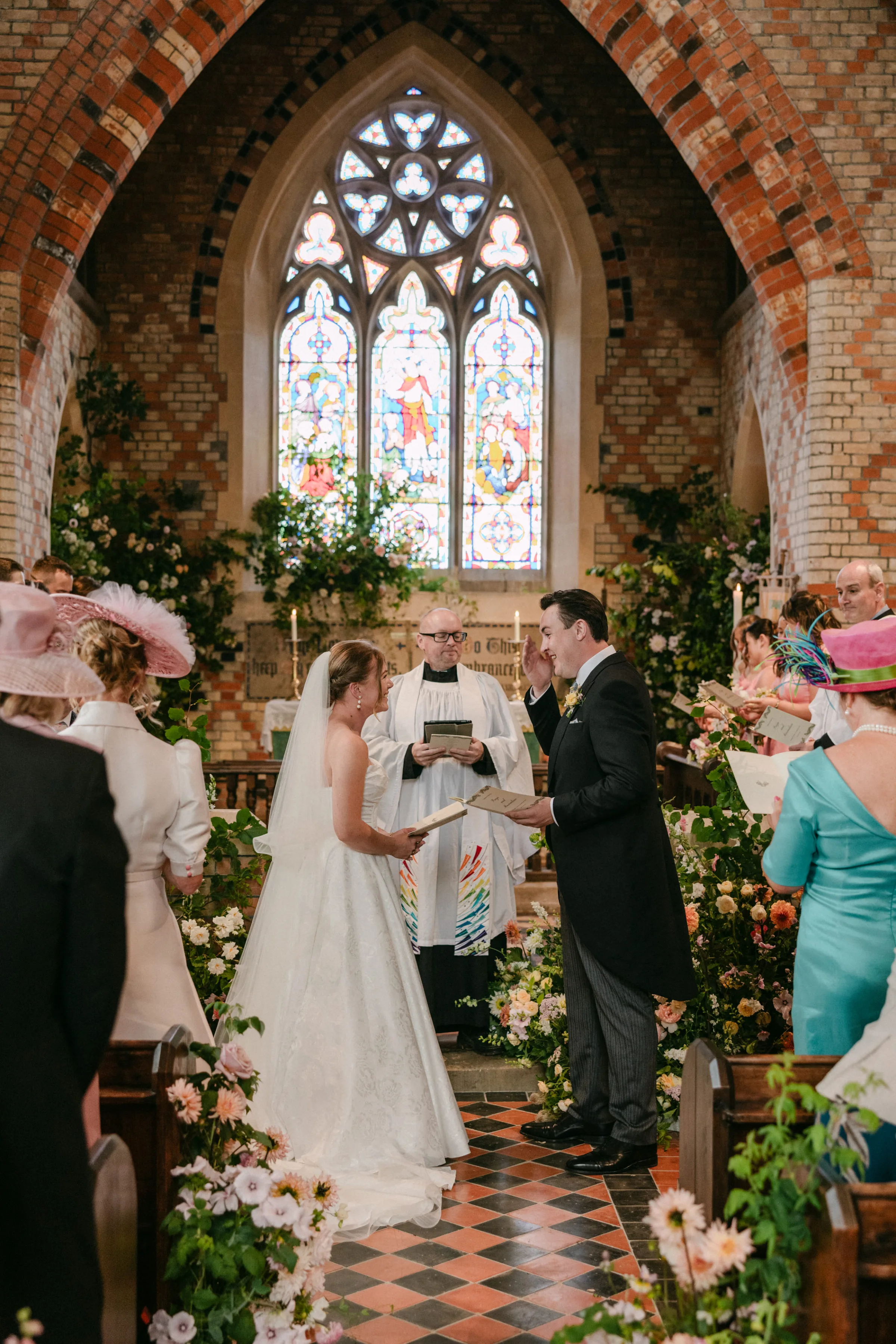 Traditional English wedding at home Benjamin Stuart Photography.63 - Freya & Max’s Charming & Traditional English Countryside Wedding at the Bride’s Family Home in Berkshire Traditional English wedding at home Benjamin Stuart Photography.63