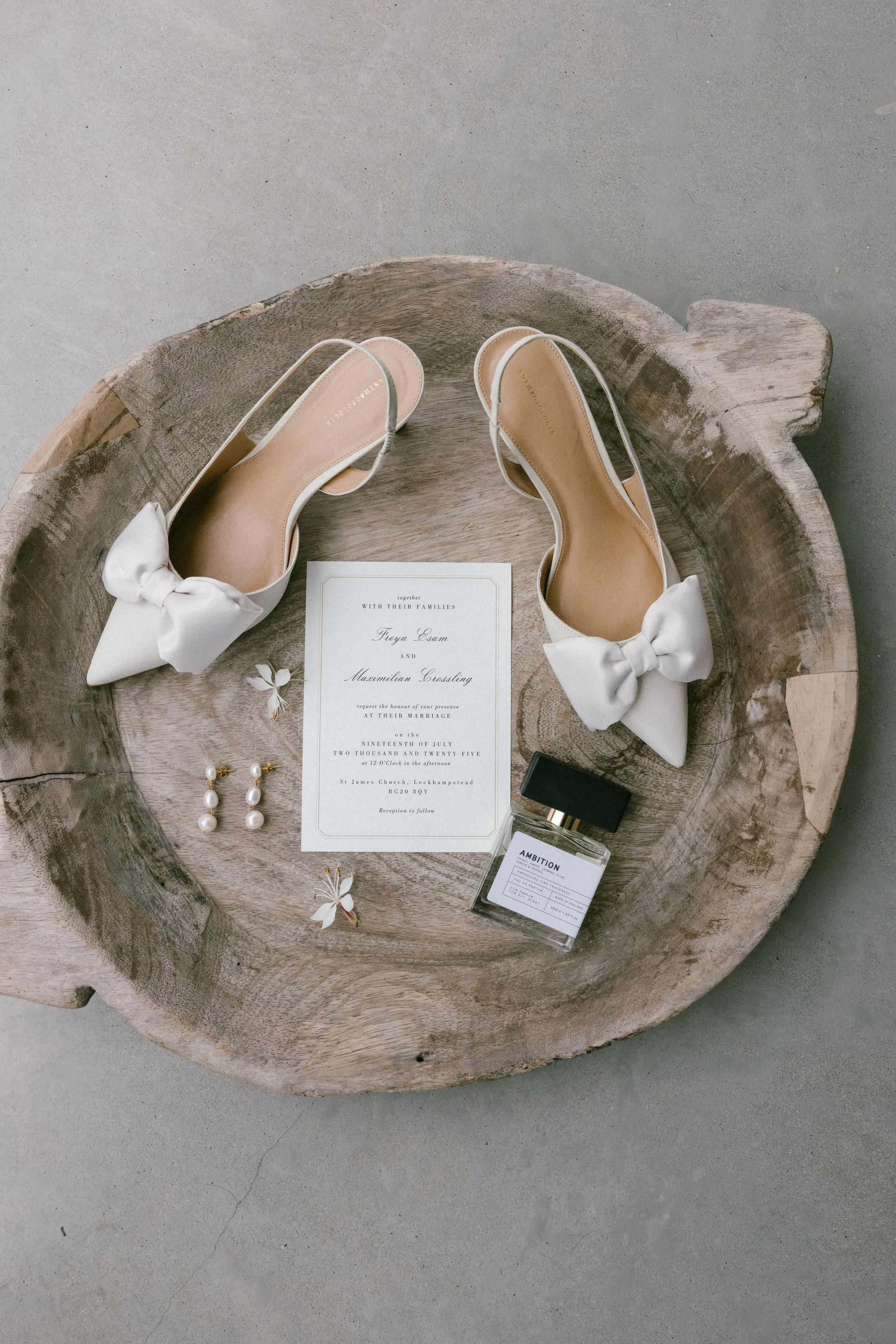 Traditional English wedding at home Benjamin Stuart Photography.7 - Freya & Max’s Charming & Traditional English Countryside Wedding at the Bride’s Family Home in Berkshire Traditional English wedding at home Benjamin Stuart Photography.7