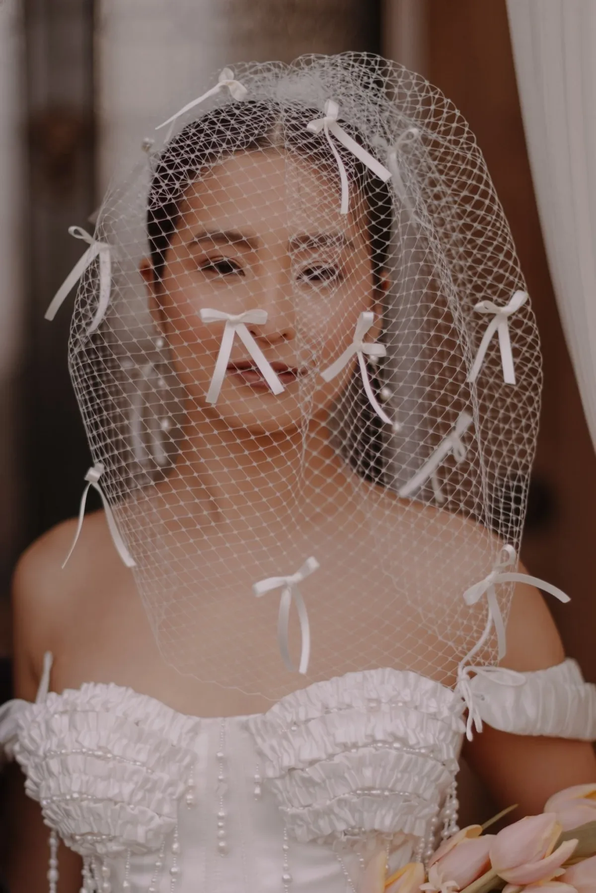 Kat Bow Blusher Birdcage Micro Veil 