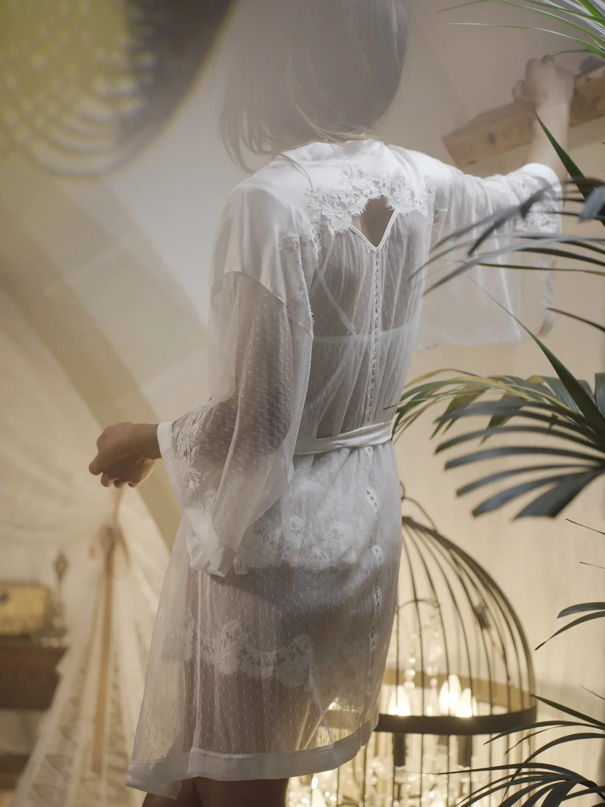 Florrie Kimono Shell Belle Couture - Save 15% on Shell Belle Couture’s Luxury Bridal Lingerie, Silk Kimonos & Honeymoon Wear Florrie Kimono