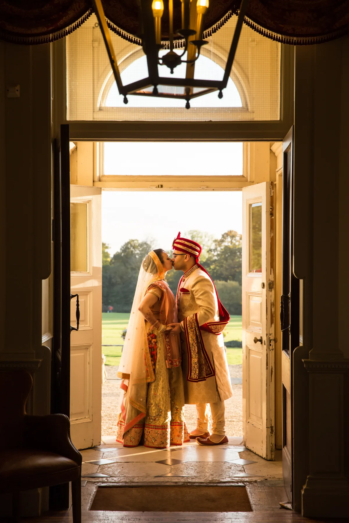 Hannah Larkin Compassionate Wedding Photographer Storytelling Editorial.35 - Meet Hannah Larkin, a Storytelling Wedding Photographer with a Compassionate Approach Hannah Larkin Compassionate Wedding Photographer Storytelling Editorial.35