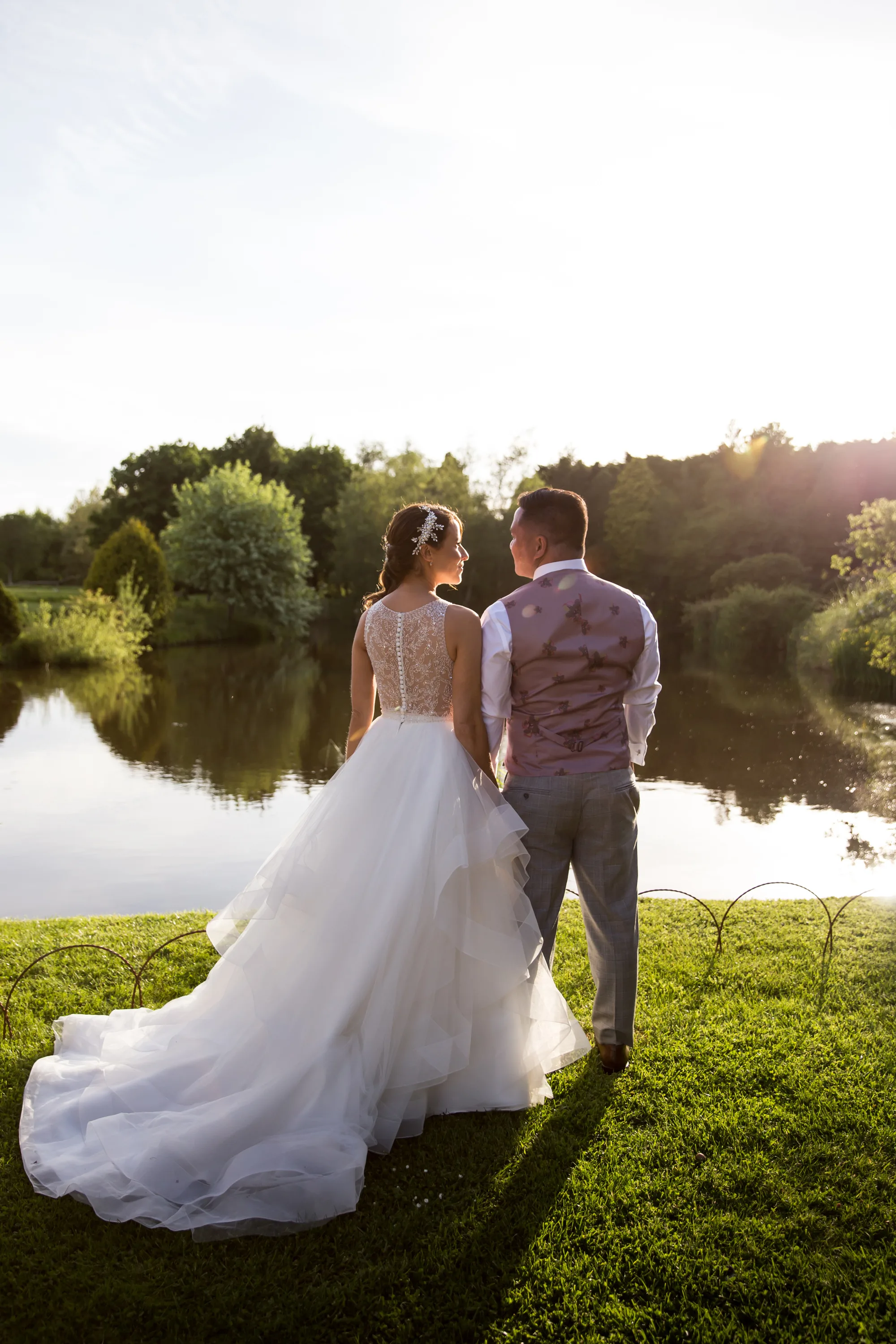 Hannah Larkin Compassionate Wedding Photographer Storytelling Editorial.50 1 - Meet Hannah Larkin, a Storytelling Wedding Photographer with a Compassionate Approach Hannah Larkin Compassionate Wedding Photographer Storytelling Editorial.50 1
