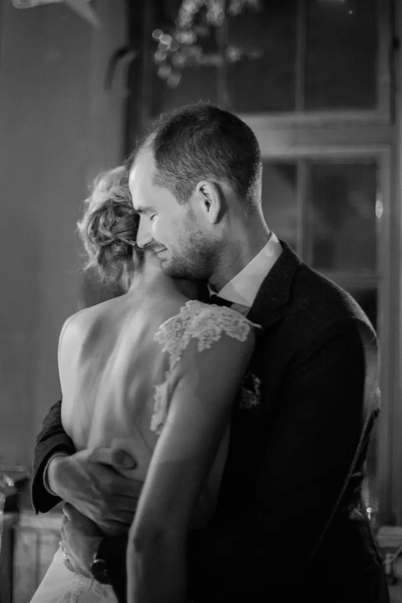 Hannah Larkin London Northumberland Wedding Photographer 1 - Meet Hannah Larkin, a Storytelling Wedding Photographer with a Compassionate Approach Hannah Larkin London Northumberland Wedding Photographer 1