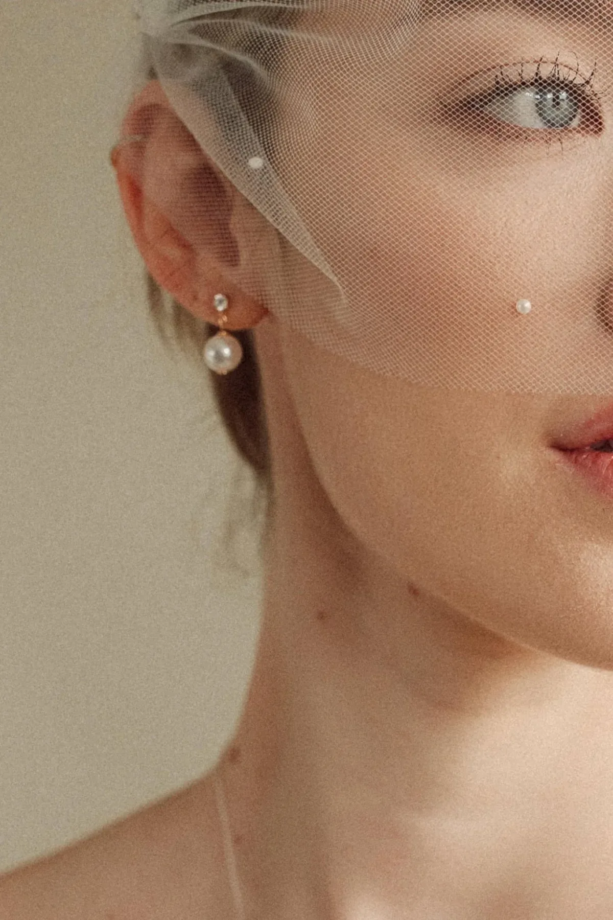 Dina Small Crystal & Vegan Pearl Stud Drop Earrings Gold 