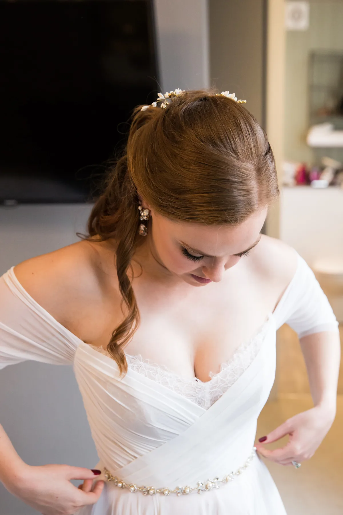 Watters bride London pub wedding 21 - Meet Hannah Larkin, a Storytelling Wedding Photographer with a Compassionate Approach Watters bride London pub wedding 21