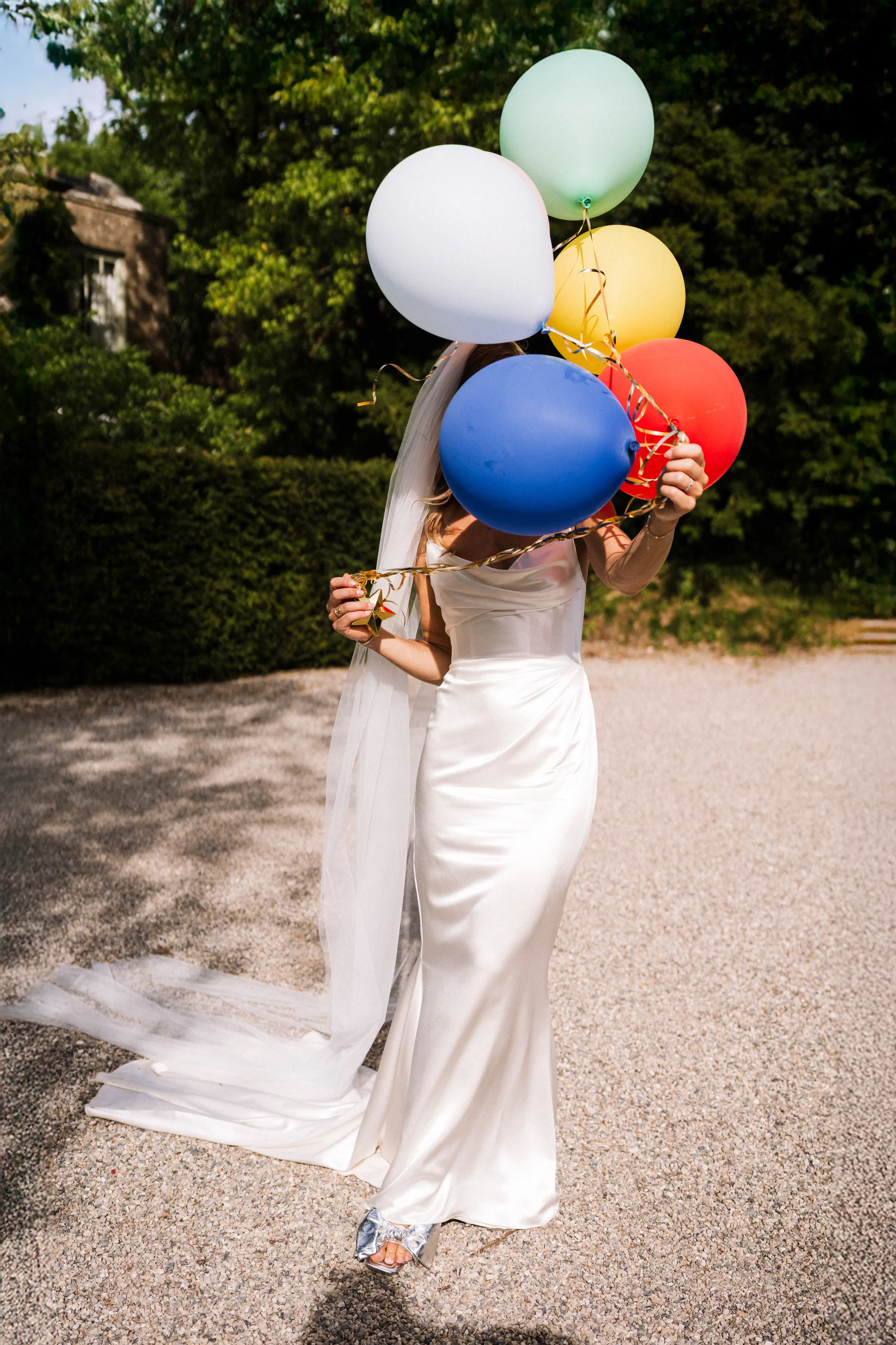 AR105585 Edit - Lilly & Phil's Tim Walker Inspired Wedding at The Lost Music Hall in Devon AR105585 Edit