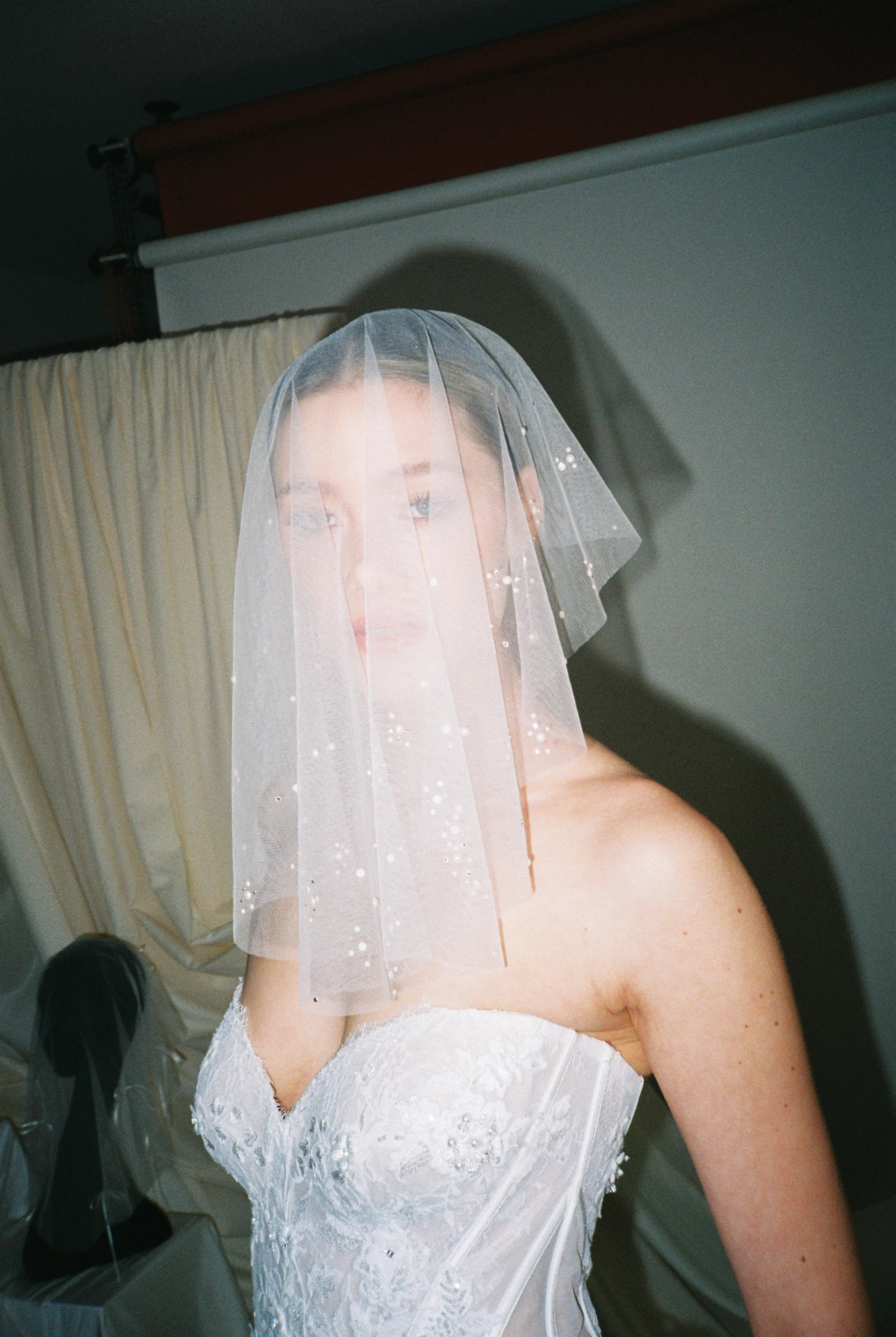 Debbie Carlisle Bridal headpieces film photography Danni Maibaum 7 - Muse, by Debbie Carlisle: Bridal Accessories & Micro Veils, Handmade & Shipped Worldwide Debbie Carlisle Bridal headpieces film photography Danni Maibaum 7