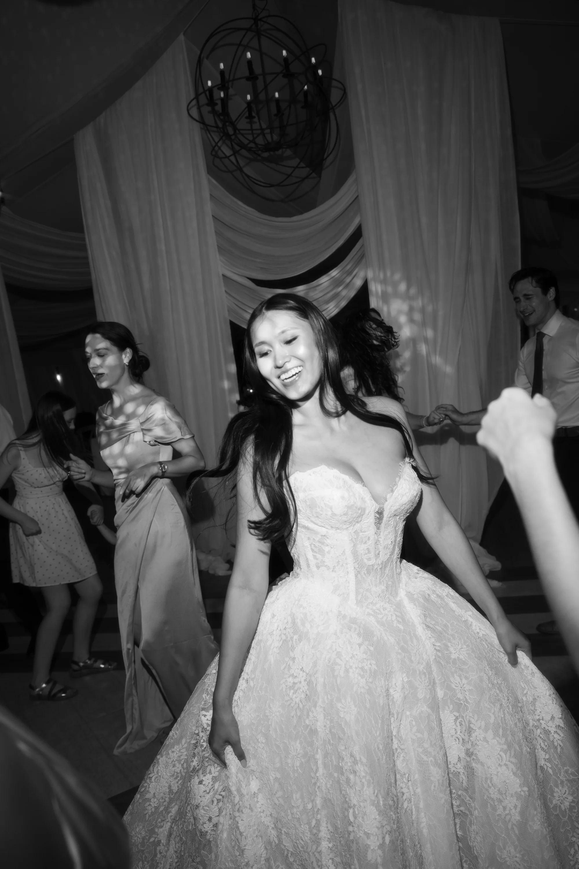 MiaJack Plywell Park by Divine Day Photography 1826 - Mia Wore Leah Da Gloria For Her Elegant & Contemporary Pylewell Park Wedding MiaJack Plywell Park by Divine Day Photography 1826