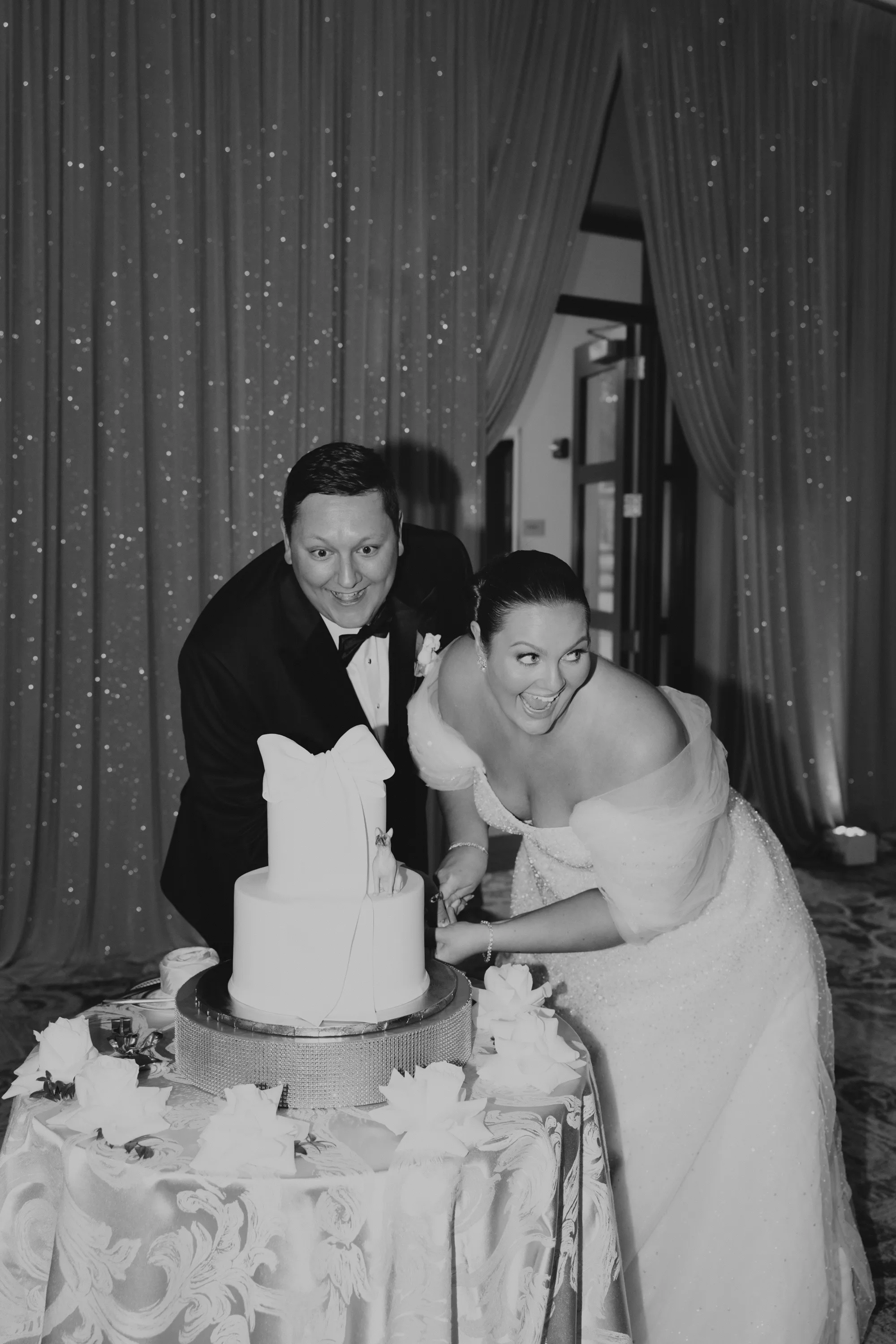 Netta BenShabu bride Versailles inspired wedding Cuneo Mansion Gardens 7 2 - Natalie Wore Netta BenShabu for her Versailles Inspired Wedding Netta BenShabu bride Versailles inspired wedding Cuneo Mansion Gardens 7 2
