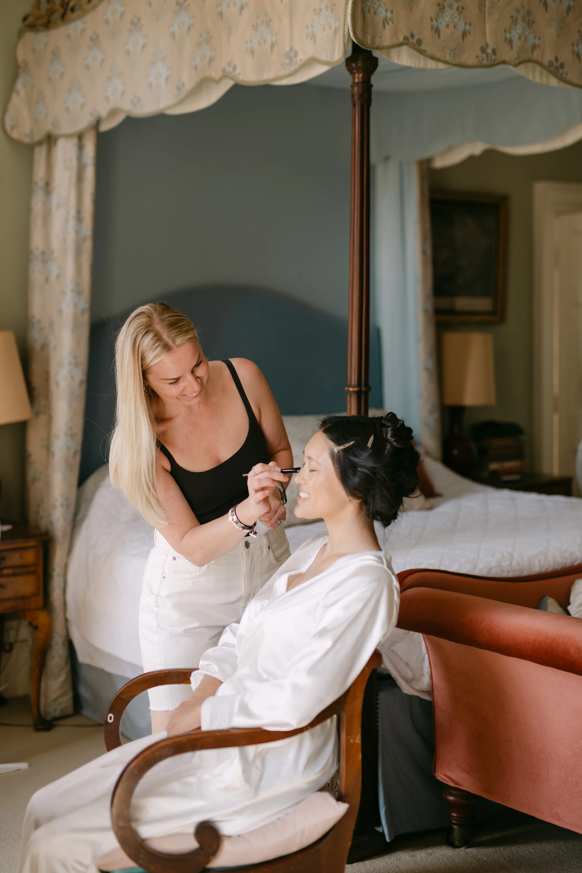 Pylewell Park Wedding Leah Da Gloria Bridal Dress 21 - Mia Wore Leah Da Gloria For Her Elegant & Contemporary Pylewell Park Wedding Pylewell Park Wedding Leah Da Gloria Bridal Dress 21