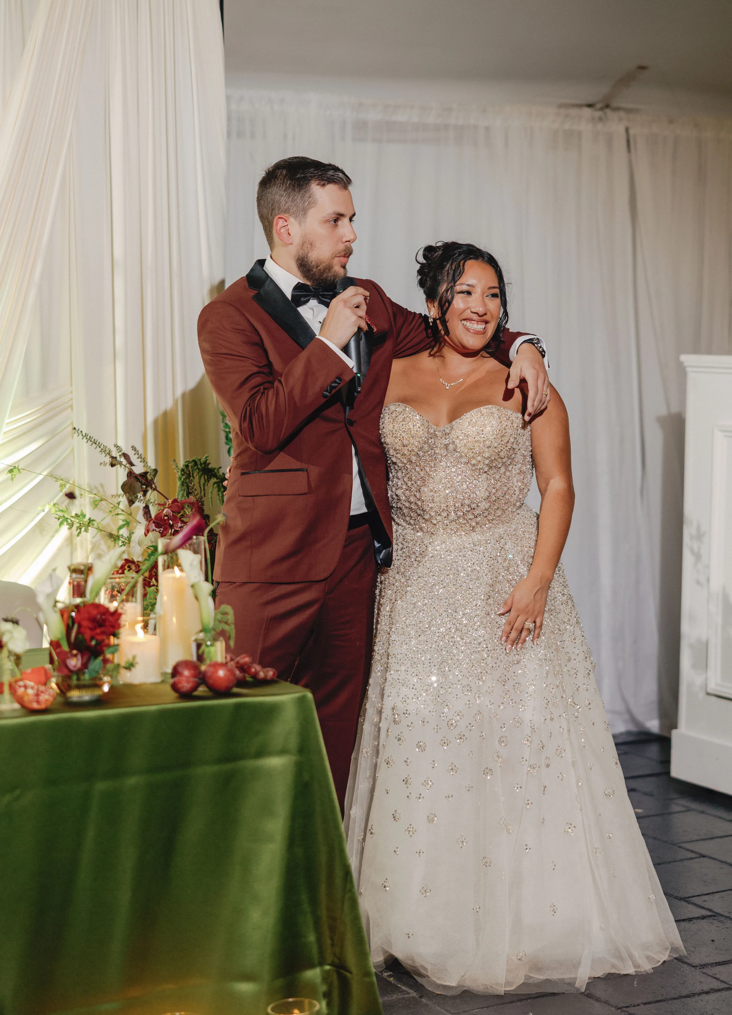 Rainy day wedding bilingual english spanish sen studio 112 - A Rainy Day, English & Spanish Bilingual Wedding in Virginia, with a Sen Studio Gown Rainy day wedding bilingual english spanish sen studio 112