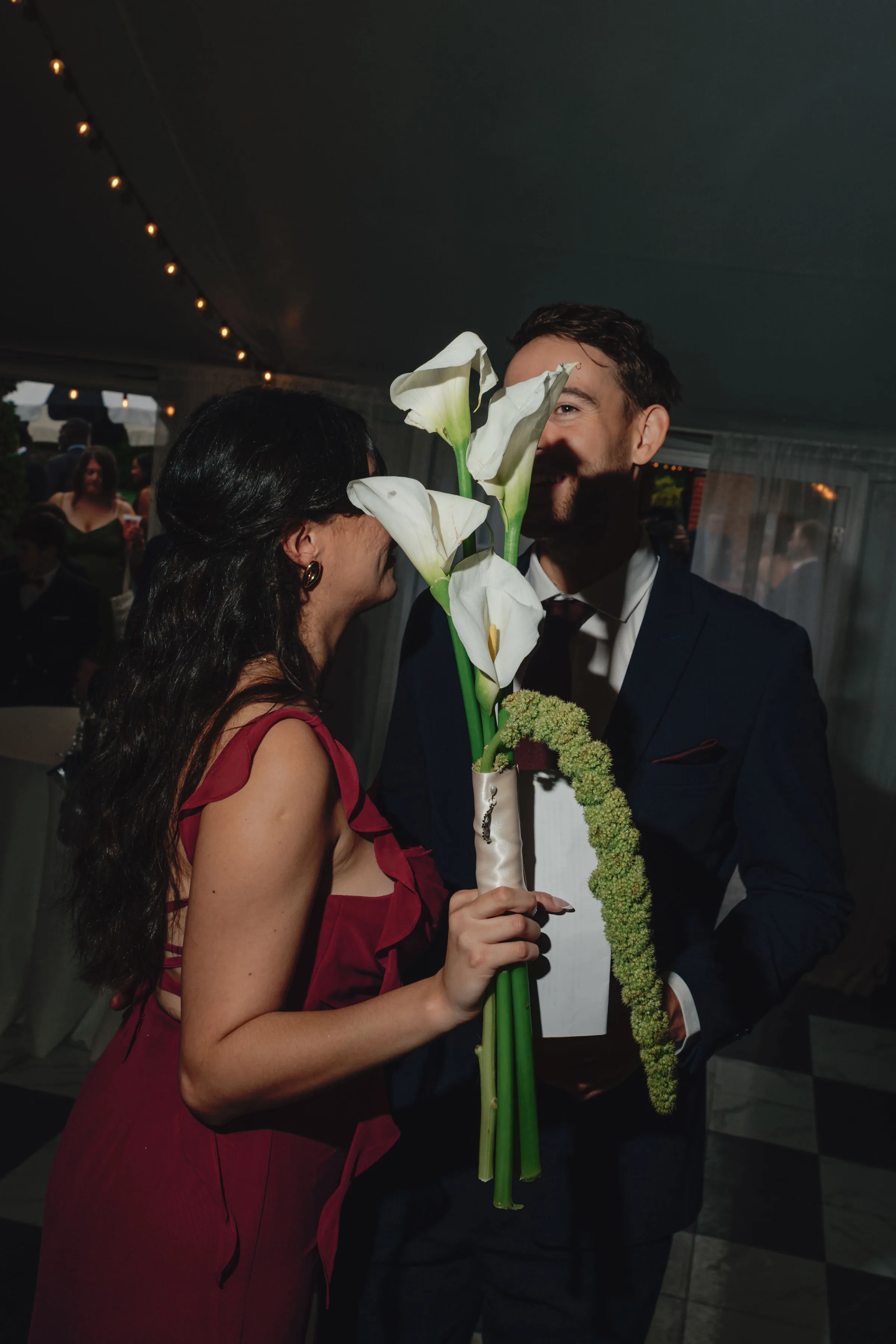 Rainy day wedding bilingual english spanish sen studio 72 1 - A Rainy Day, English & Spanish Bilingual Wedding in Virginia, with a Sen Studio Gown Rainy day wedding bilingual english spanish sen studio 72 1