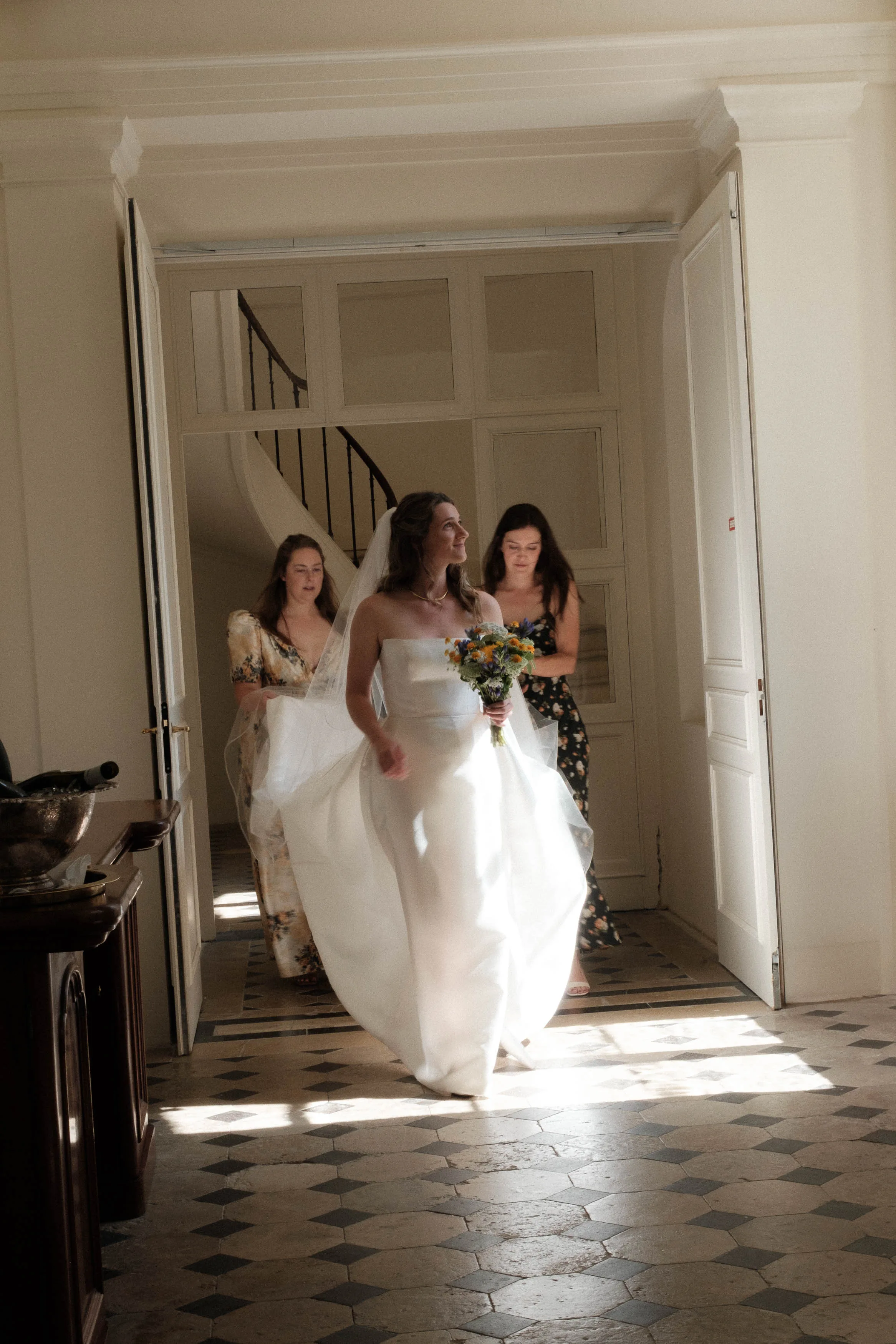 camille huguenot photographe chateau thauvenay sancerre mariage editorial photographer 55