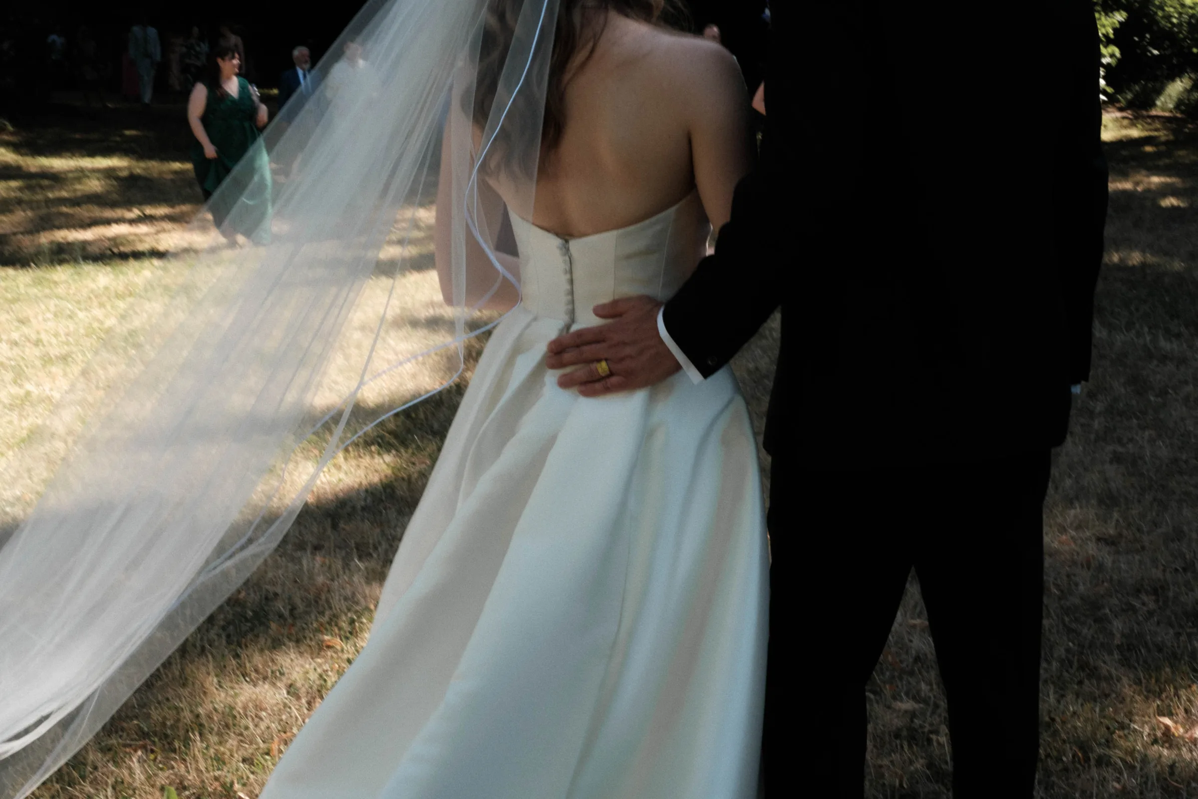 camille huguenot photographe chateau thauvenay sancerre mariage editorial photographer 69
