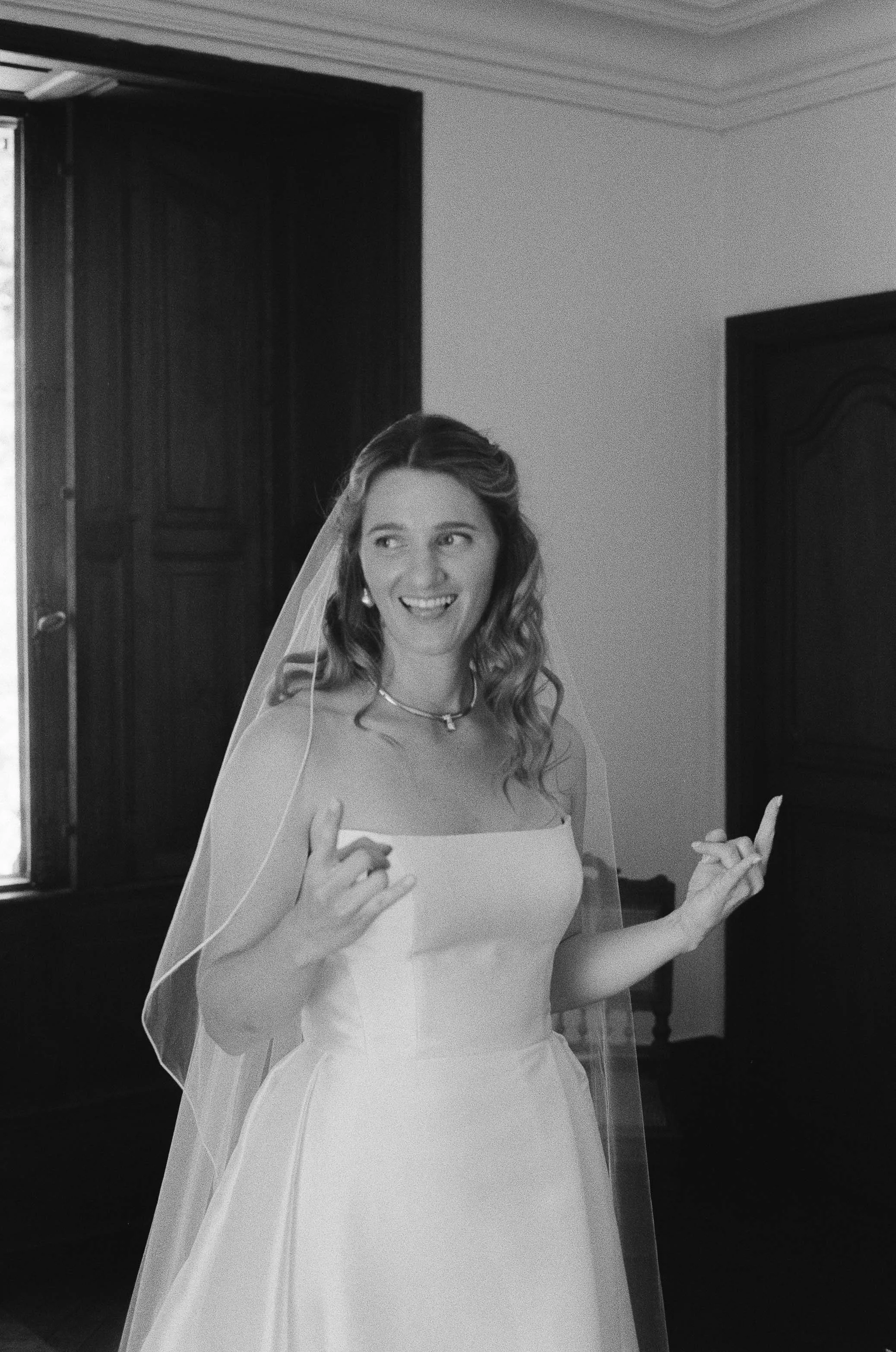 camille huguenot photographe chateau thauvenay sancerre mariage editorial photographer film argentique analog 14
