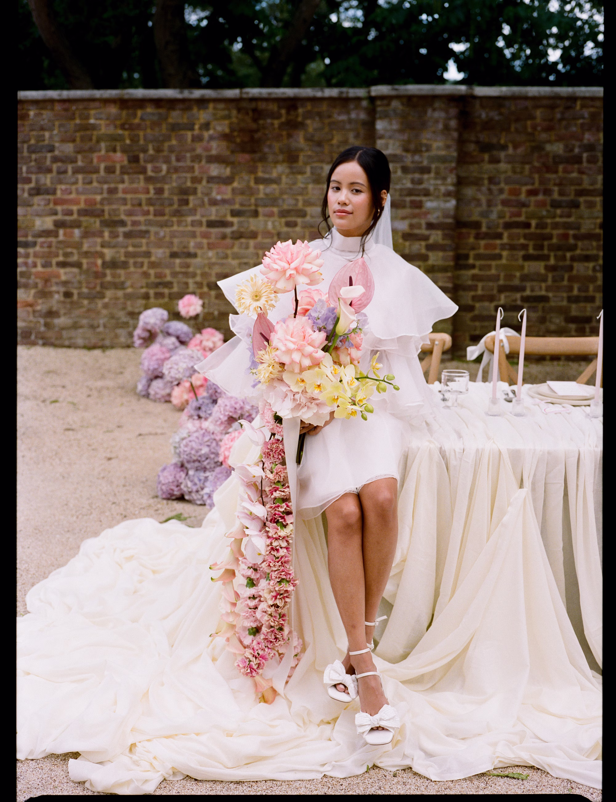 FLOSSEA BROCKWELL HALL MEDIUM FORMATlisajanephoto 36 1 - Soft Surrealism & Maximalist Flowers: Summer Wedding Inspiration at Brockwell Hall FLOSSEA BROCKWELL HALL MEDIUM FORMATlisajanephoto 36 1