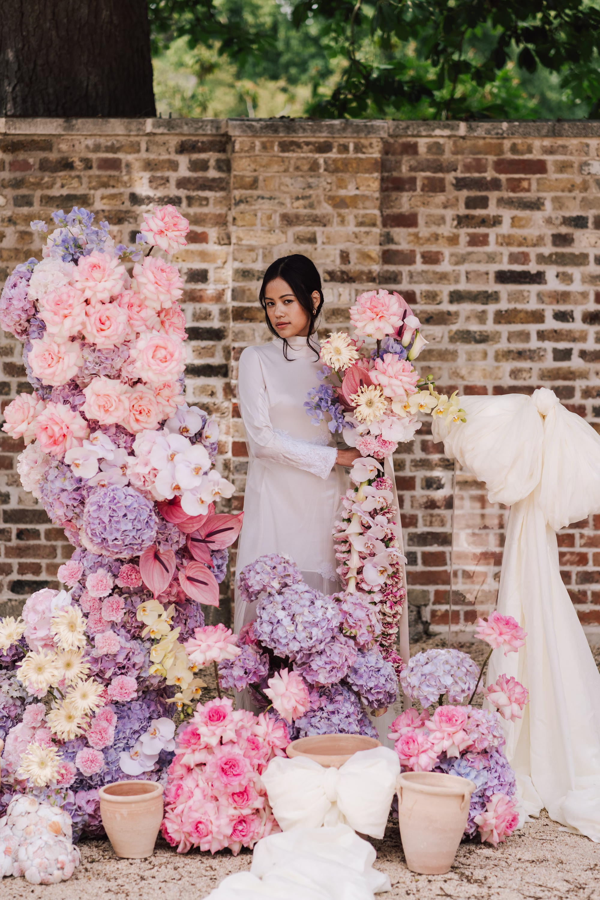 FLOSSEA BROCKWELL HALL lisajanephoto 074 - Soft Surrealism & Maximalist Flowers: Summer Wedding Inspiration at Brockwell Hall FLOSSEA BROCKWELL HALL lisajanephoto 074