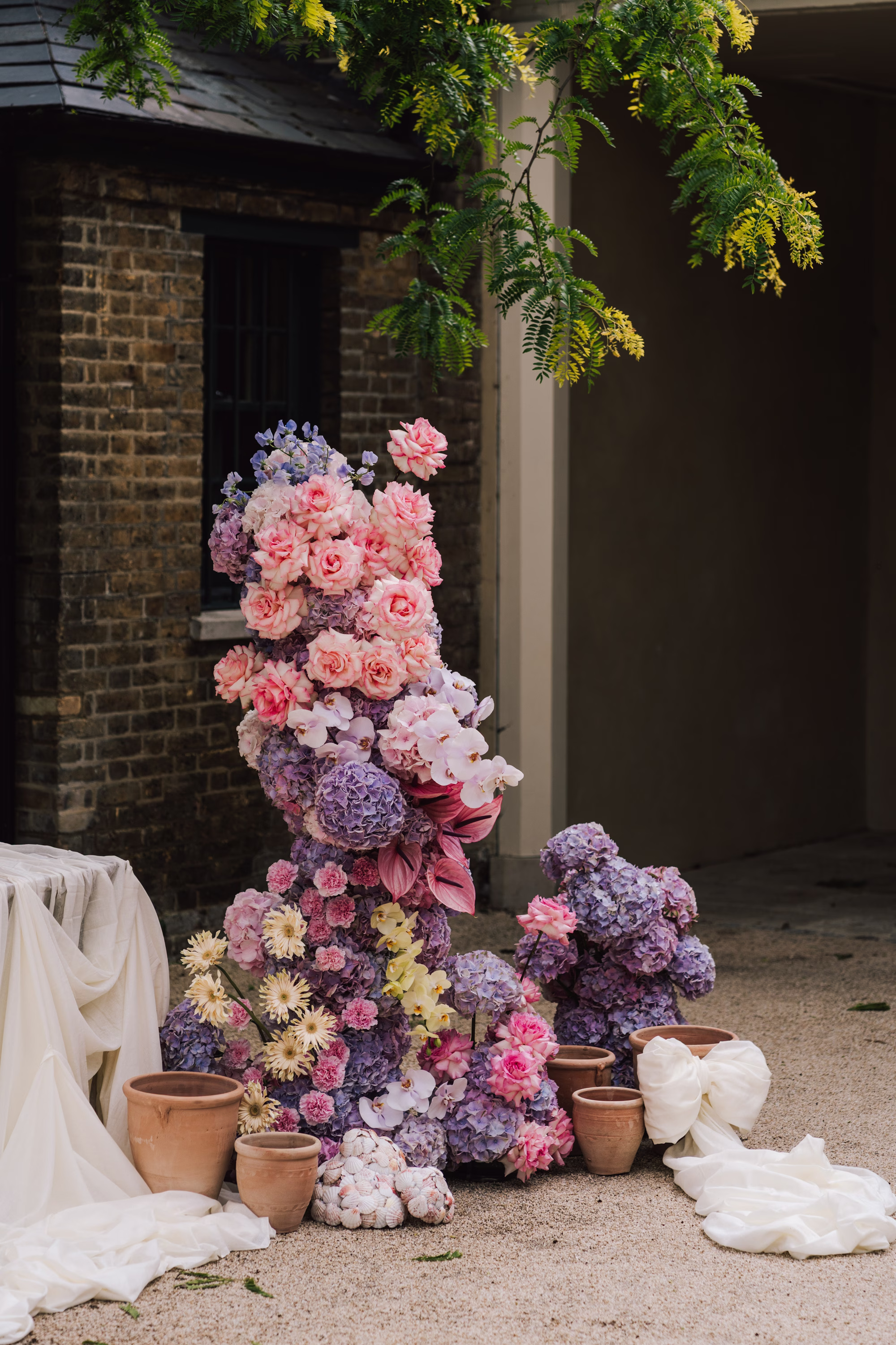 FLOSSEA BROCKWELL HALL lisajanephoto 187 - Soft Surrealism & Maximalist Flowers: Summer Wedding Inspiration at Brockwell Hall FLOSSEA BROCKWELL HALL lisajanephoto 187