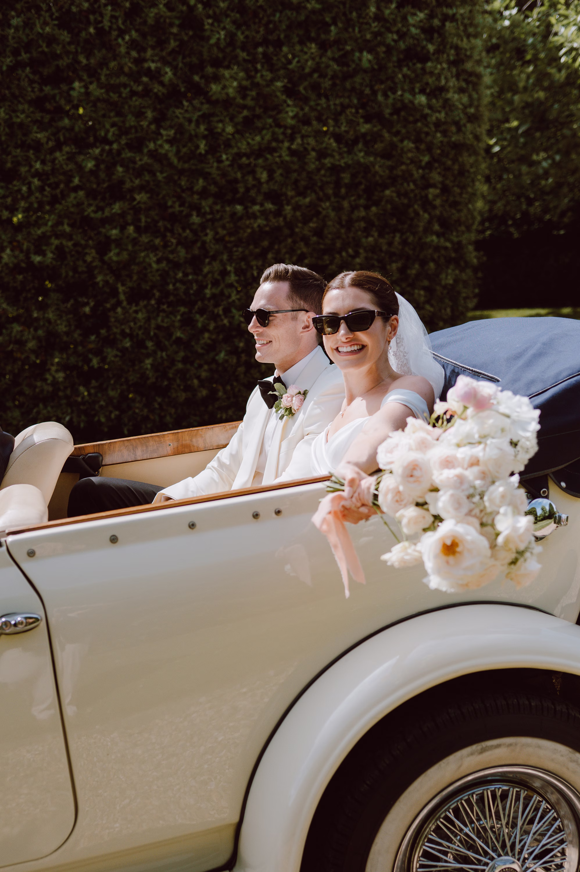 Findon Place Wedding Jessica Bevan Photography 54 - Milly and Lewis’s Romantic Findon Place Wedding, Inspired by the English Countryside Findon Place Wedding Jessica Bevan Photography 54