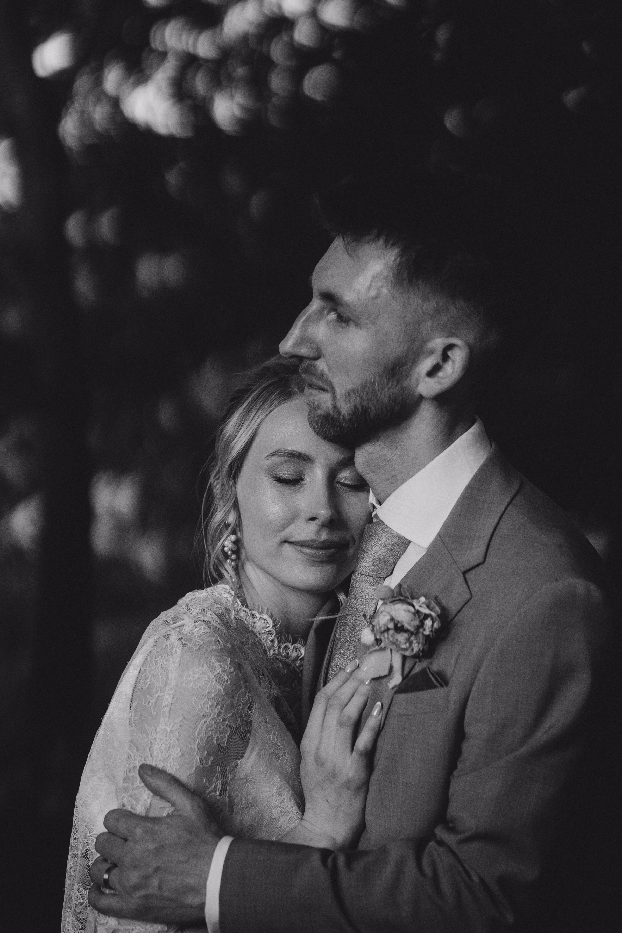 Homme House Wedding Marta May Photography 191 - Chloe’s Theia Couture Dress & Bespoke Bridal Cape for her Spring Country House Wedding at Homme House Homme House Wedding Marta May Photography 191