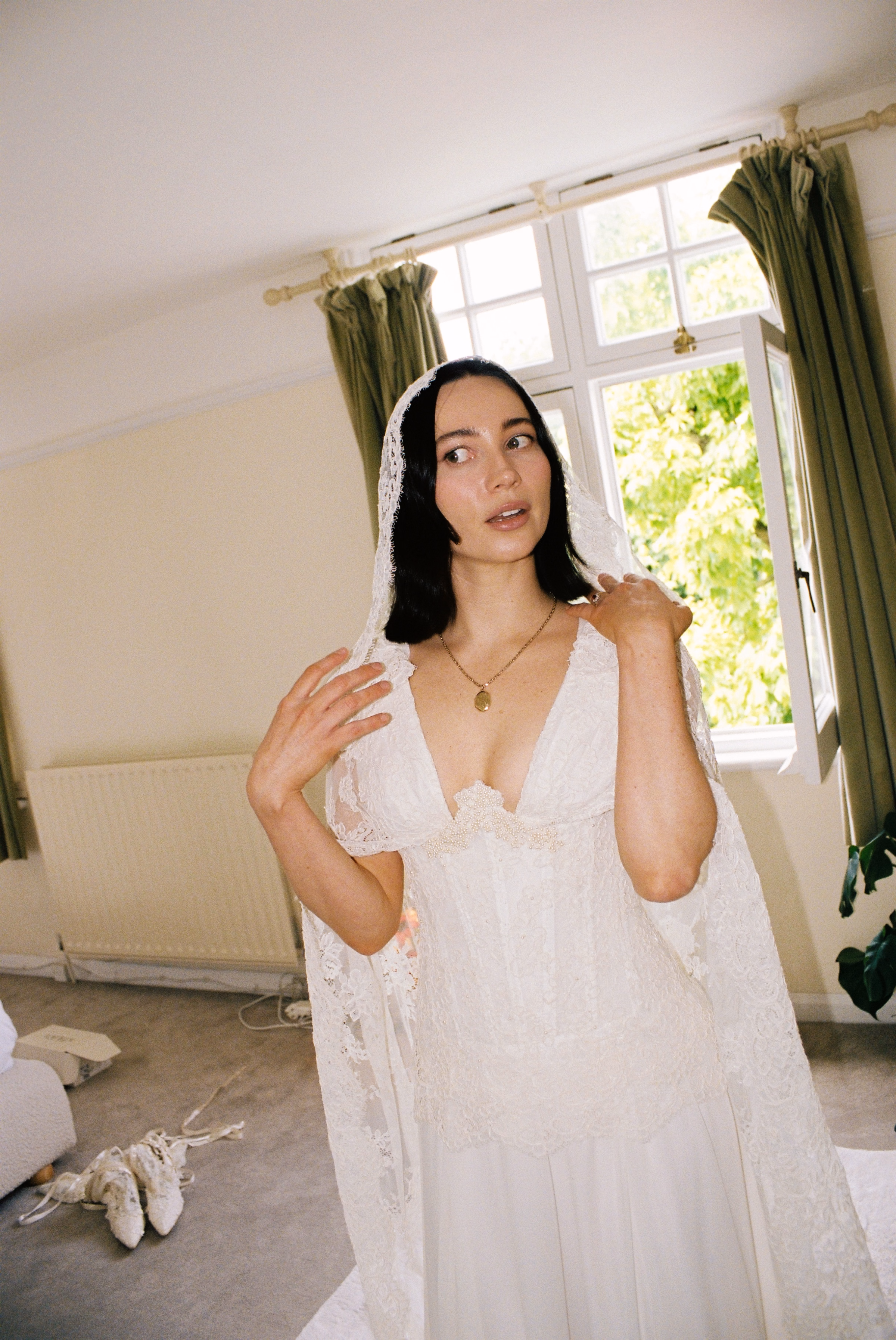 Julita London Lily Wedding Dress Joy by Ash Photography 13
